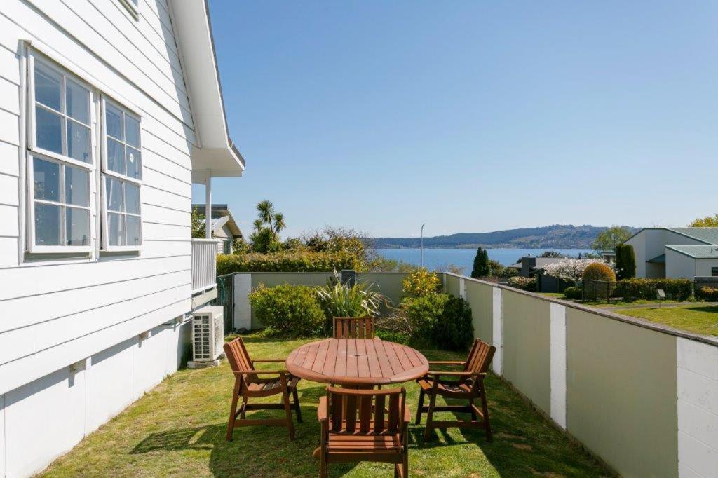 2Mins To Lakefront Family Retreat Taupo Luaran gambar