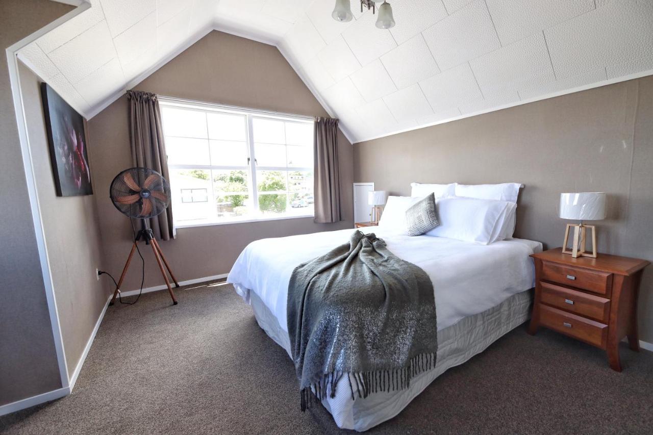 2Mins To Lakefront Family Retreat Taupo Luaran gambar