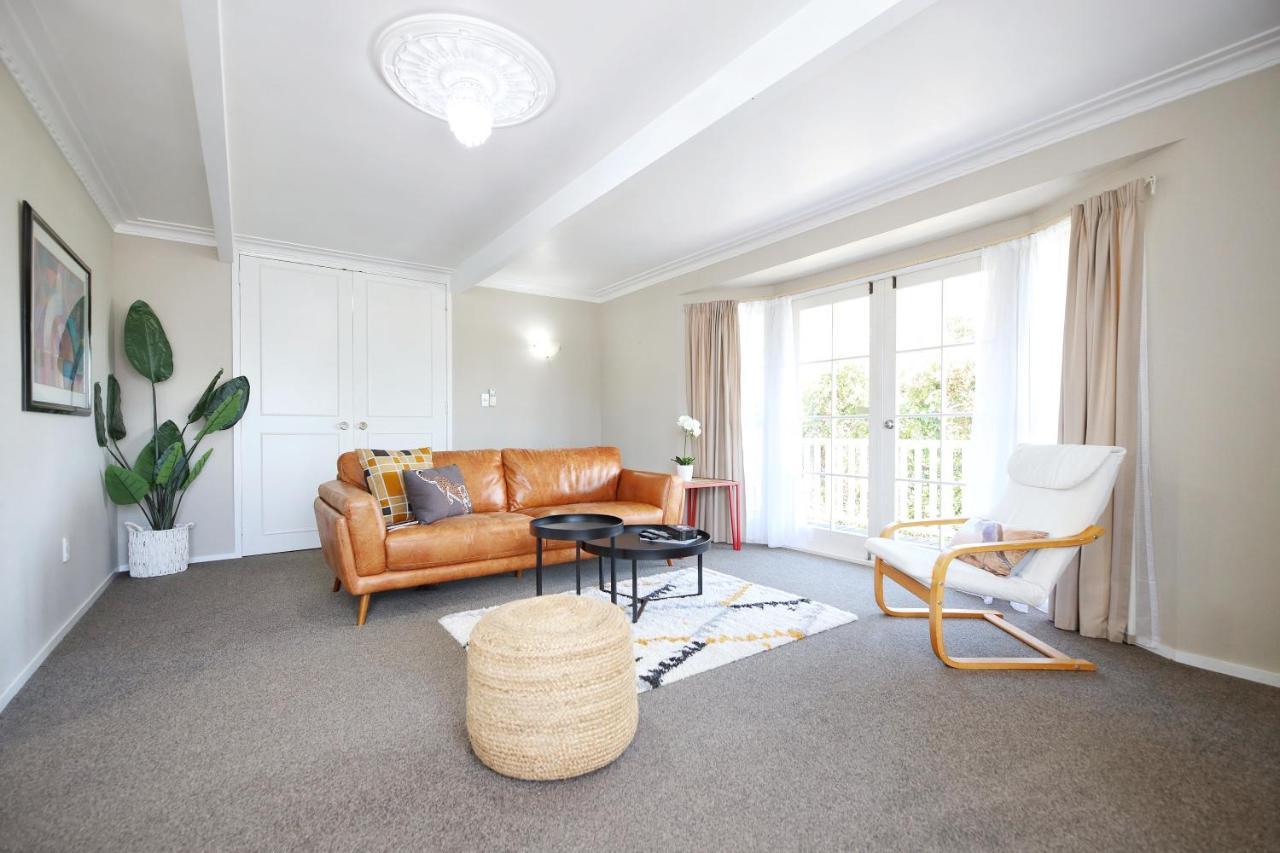 2Mins To Lakefront Family Retreat Taupo Luaran gambar